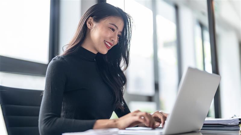 スタートアップか大手企業か